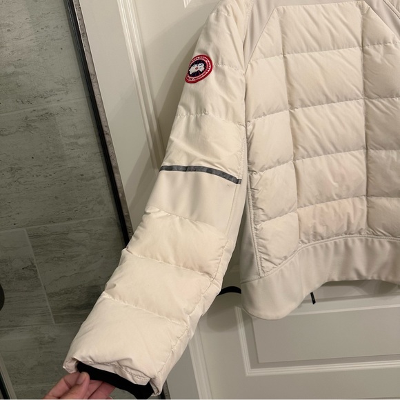 Canada Goose HyBridge Down Jacket - cream with black zippers - Picture 9 of 11
